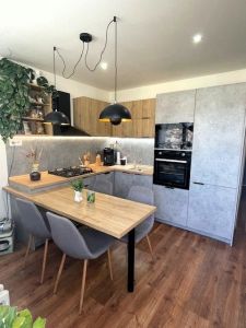 PRE NÁROČNÝCH luxusný 2i byt s 3 lodžiami na Krčulovej v Brezne