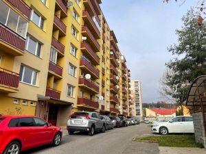 Lukratívny 3,5i byt s balkónom a lodžiou v centre Brezna - 82 m2