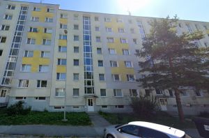 Na predaj 3-izbový byt – typ malá NKS, Magurská 29, Banská Bystrica